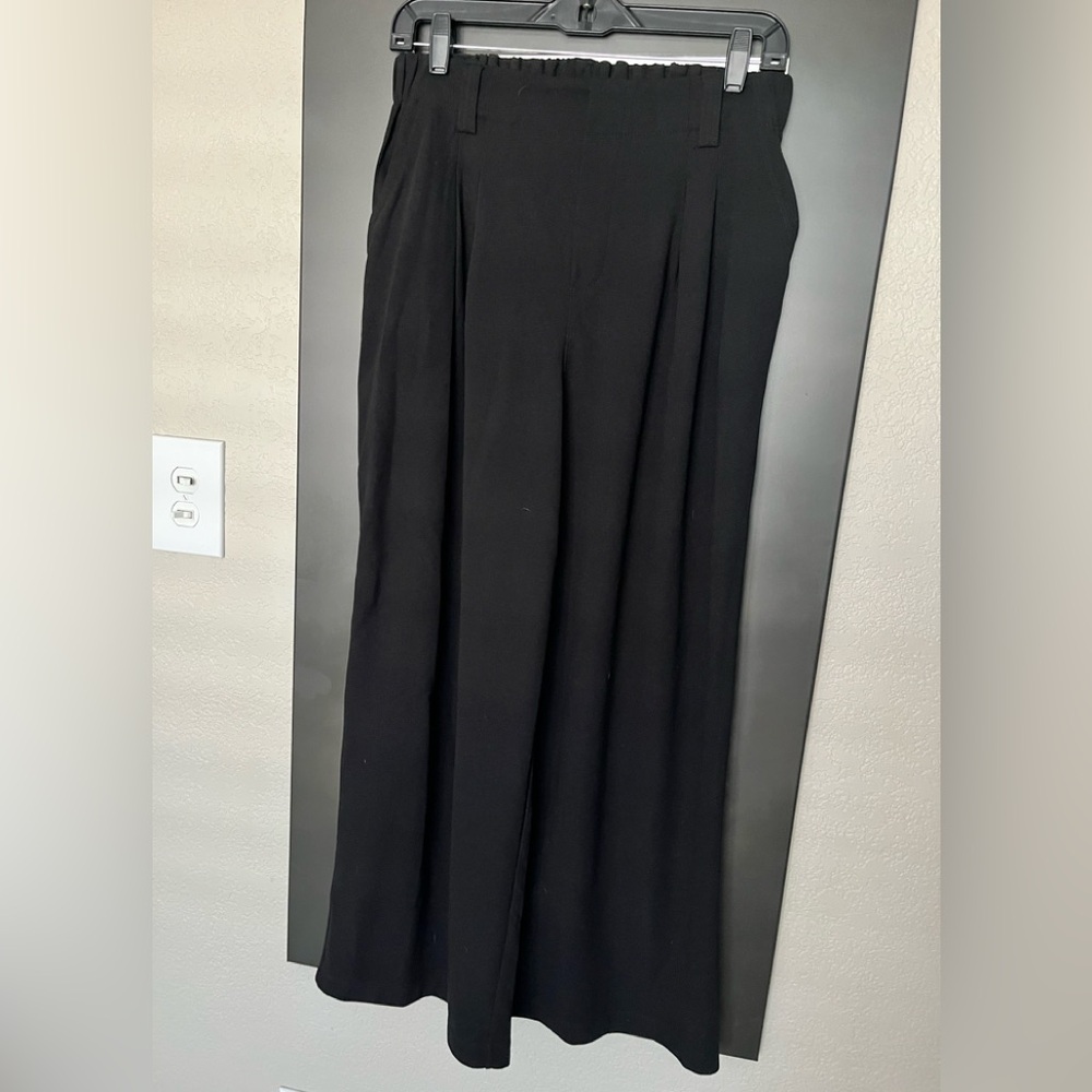 Halara PETITE High Waisted Side Pocket Wide Leg Waffle Work Pants